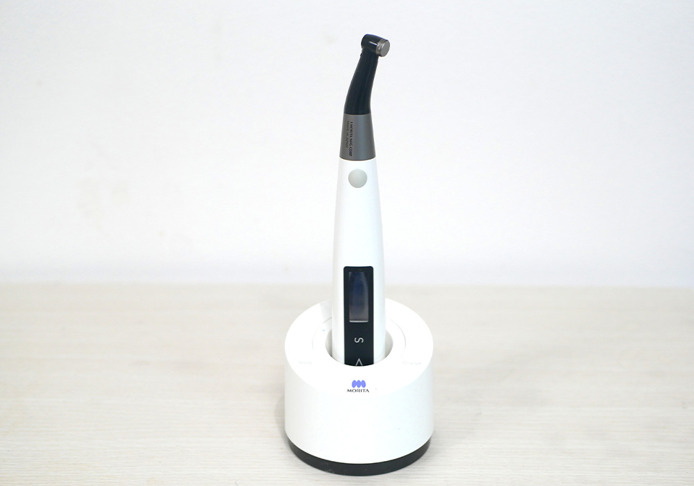 精密で効率的な根管治療